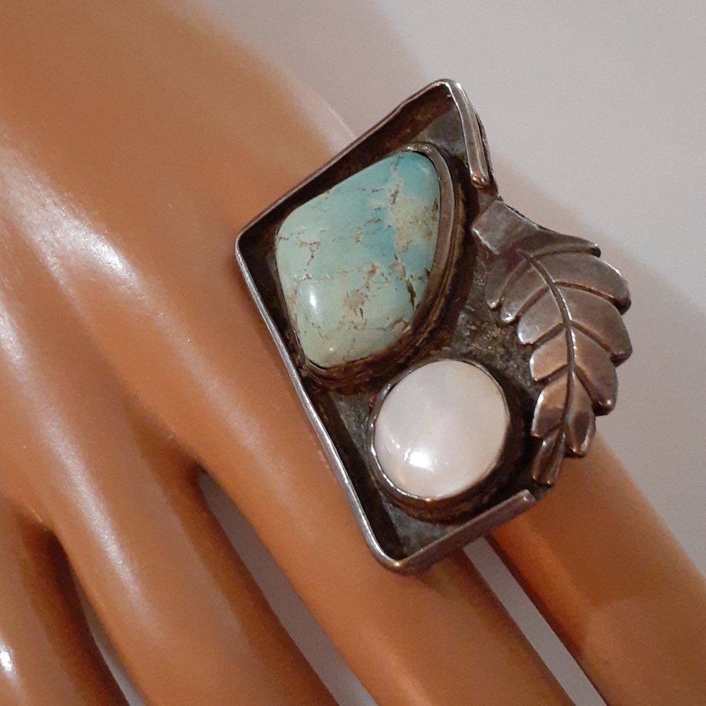 SOLD VTG ๐ Mother of Pearl & Turquoise - Picture 10 of 10